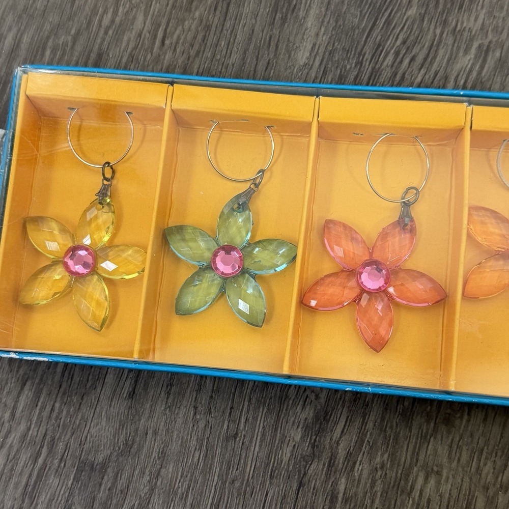 Pier 1 Imports Colorful Flower Drink Charms Set of‎ 6 Wine Glass Markers In Box - Picture 2 of 7